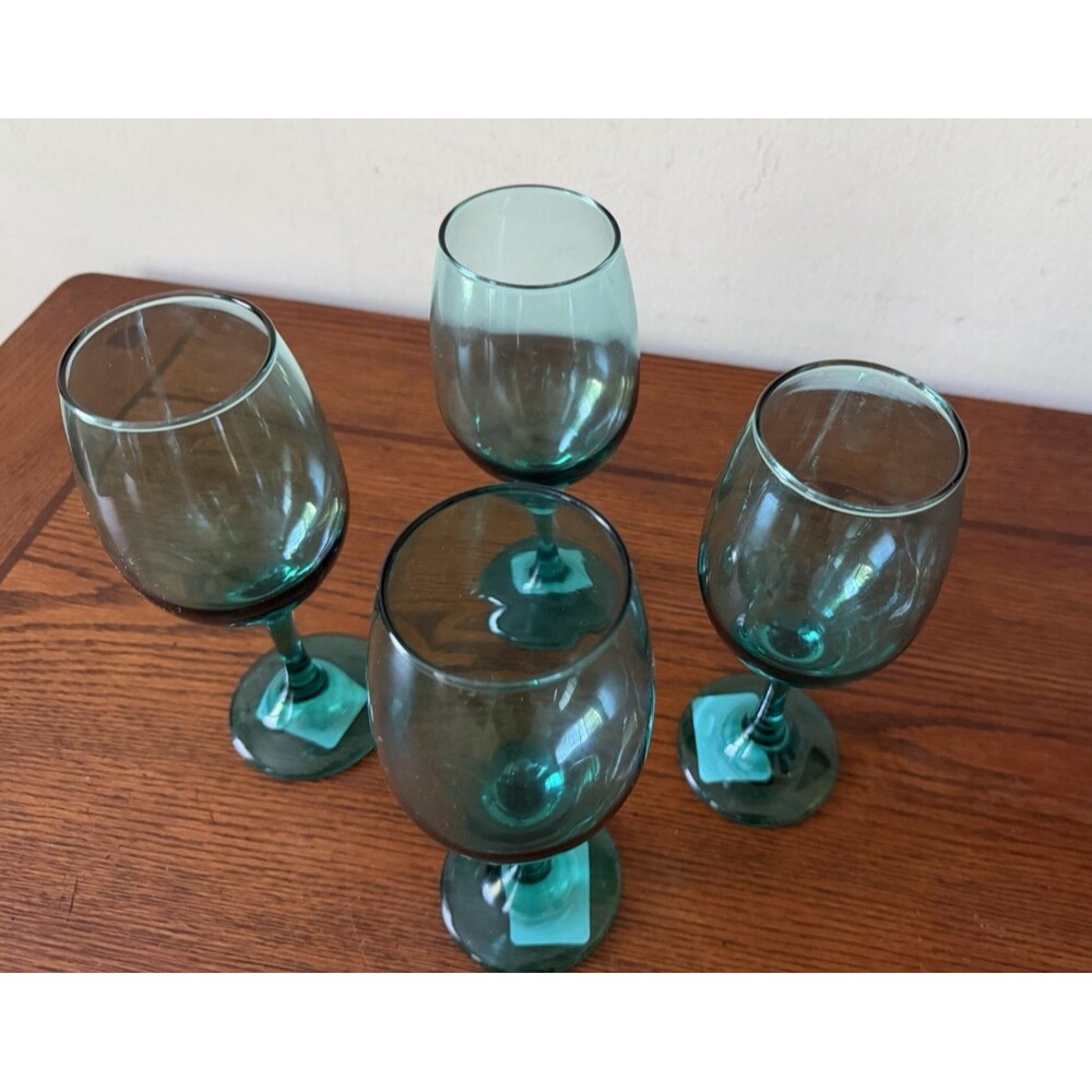 Cristar Rioja Wine Glasses Smoke Green 8" 12oz Goblets Set of 4 - Picture 3 of 11